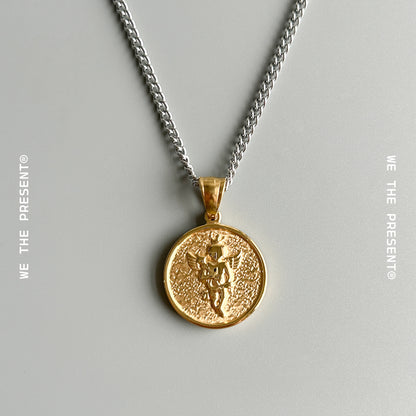 Querubim Gold Pendant Necklace